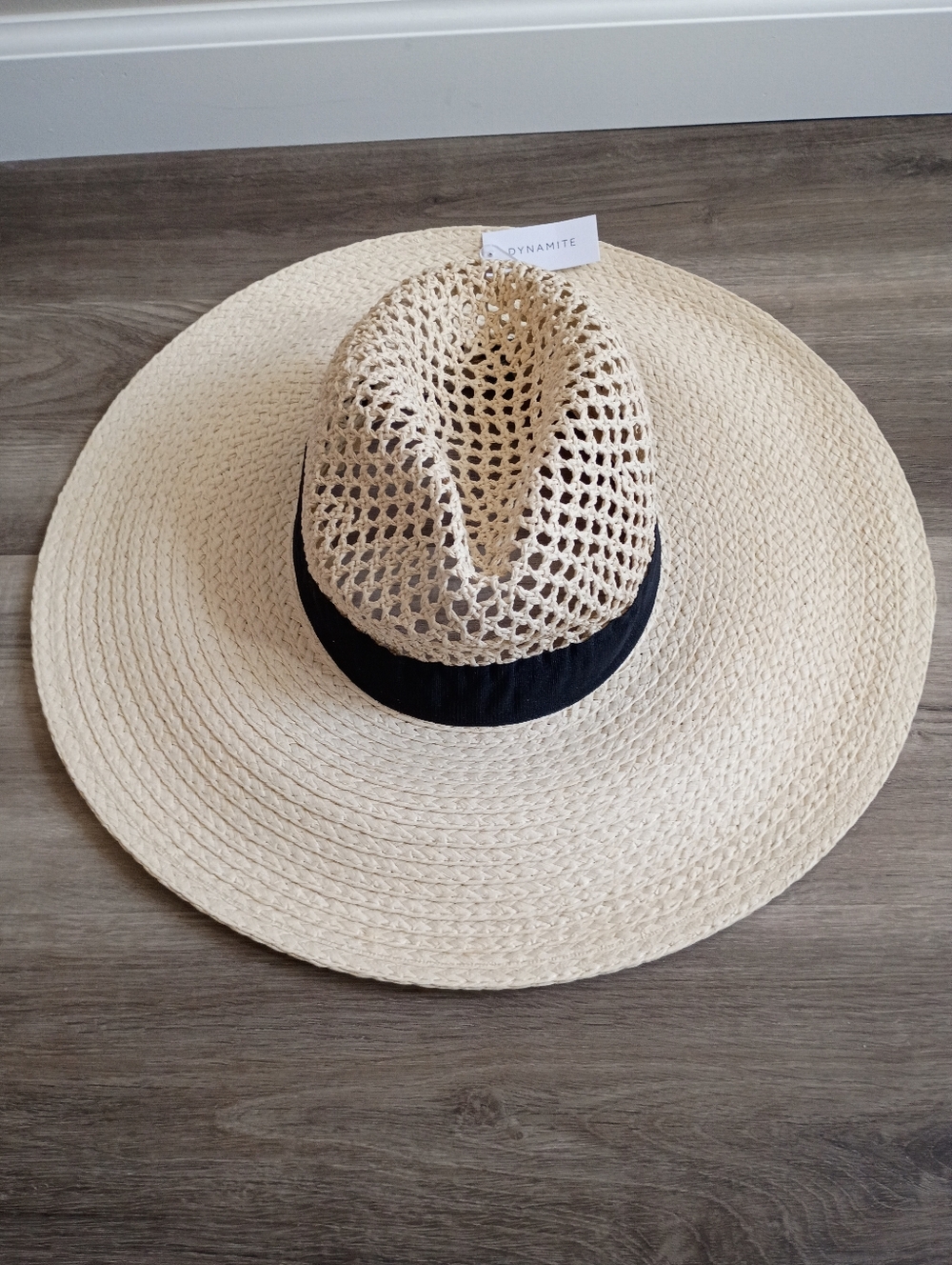 NWT Dynamite Women's Natural Woven Straw Casual Summer Beach Hat Black Trim Osfm